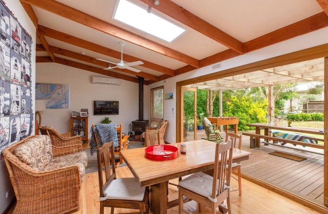 Merricks Surf Cottage Charming Beachfront Bliss