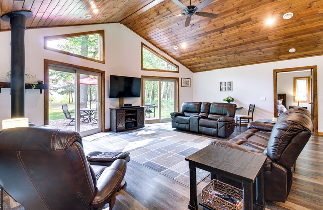 Merrifield Vacation Rental w/ Dock & River Access