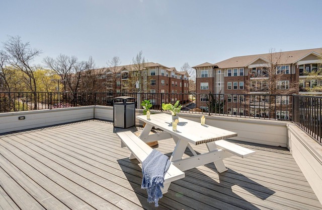 Merry Melrose -mins to Broadway- Sleeps 6