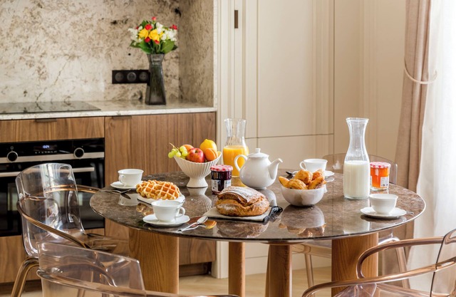 Merveil Luxury Suites - Lenoir I-II-III