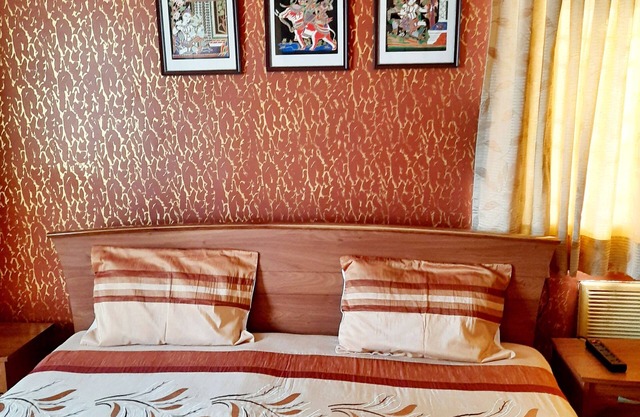 Mesmerising view...Golf course, Gardens , Water bodies,City from 32nd floor.