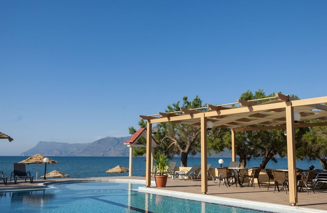 Mesogios Beach Hotel