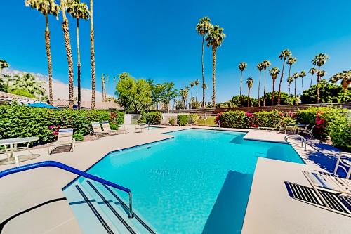 Mesquite Country Club Condo O64 - Permit # 4552 - 7 night minimum stay