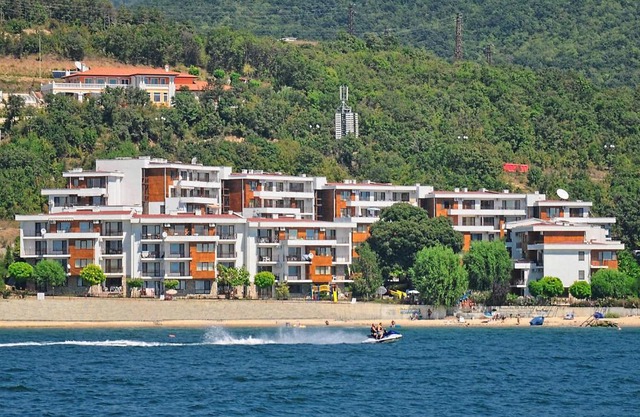 Messambria Beach Apartments