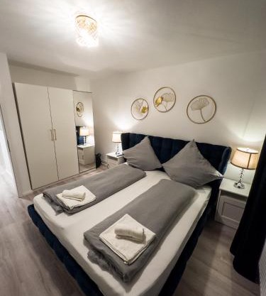 Messe-Apartment für 5 Gäste mit Balkon und Lift