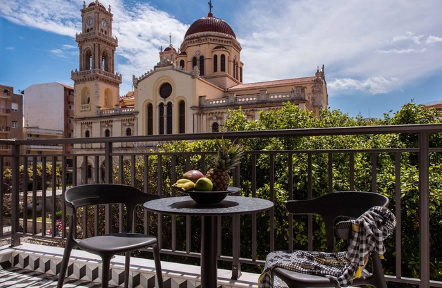 Metropole Urban Hotel