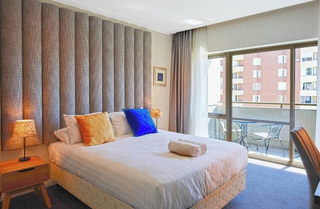 Metropolis Queen Studio with Indoor Pool and Balcony