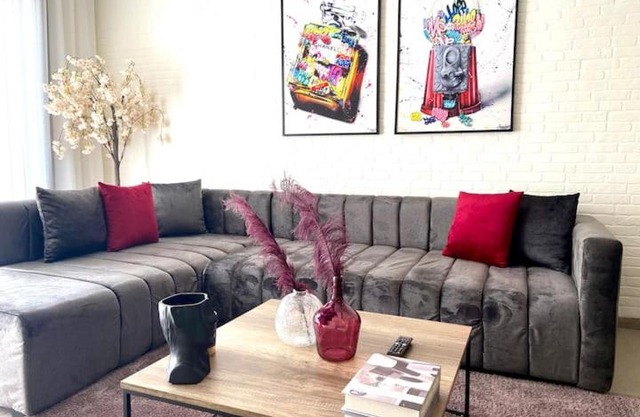 Metropolitan 19- 2 BEDROOMS with terrace NEW&SUNNY