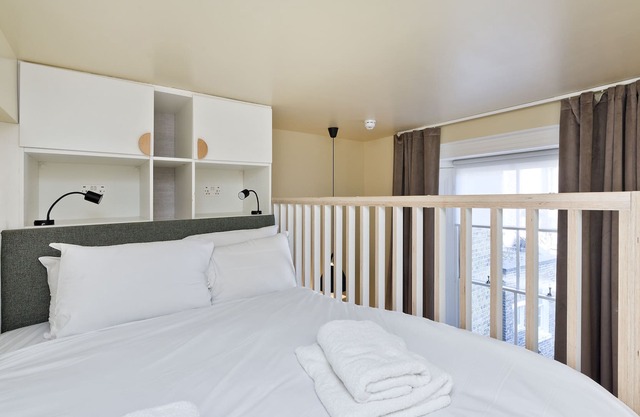 Mezzanine Flat With Garden Views in Primrose Hill