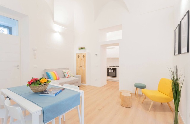Mezzegra Apartments