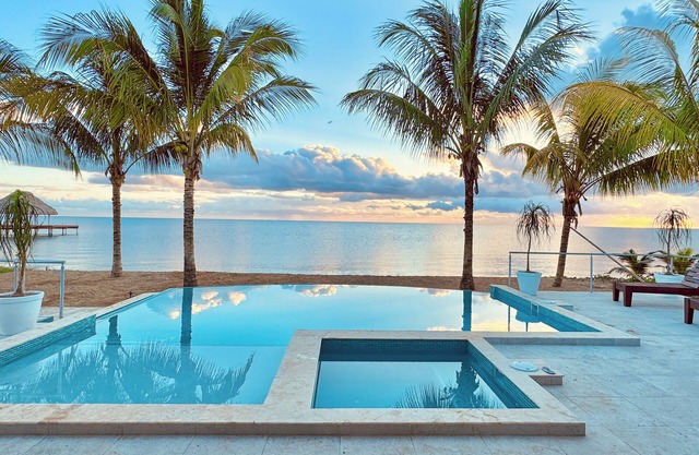 Mi Cielo Belize Beach House near Hopkins Village