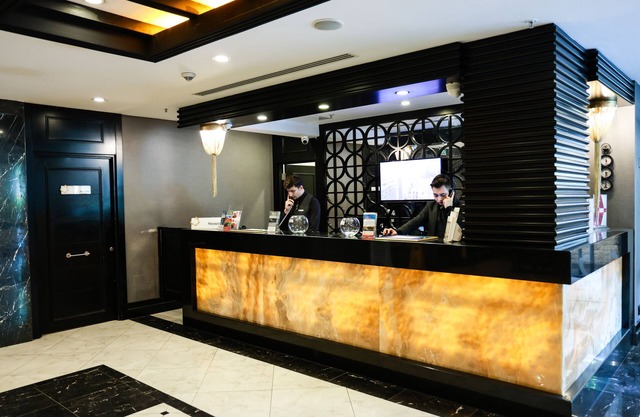 Mia Berre Hotels