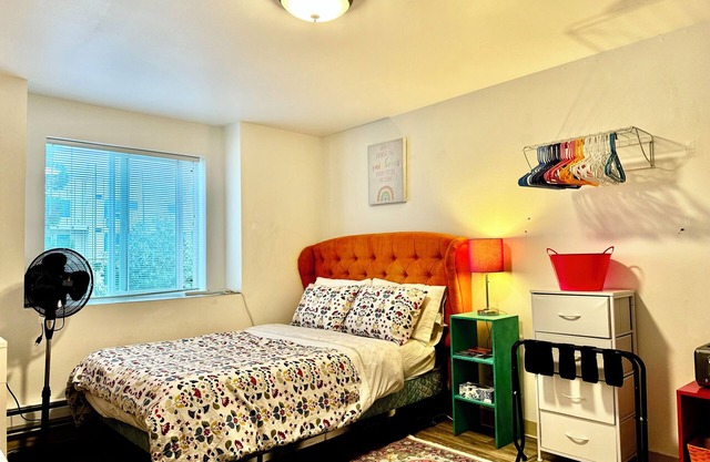 MICRO Studio Apartment in University District. 10 Mins Walk to University of WA