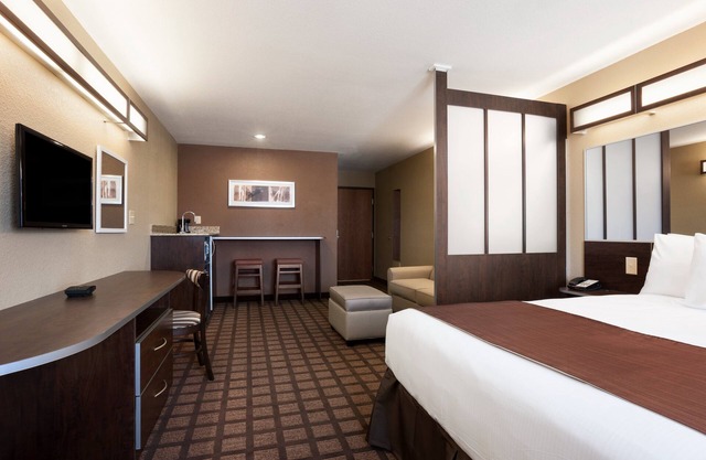 Microtel Inn & Suites By Wyndham Midland