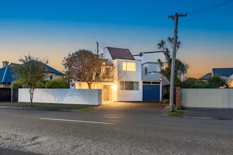 Mid-Century by the Beach