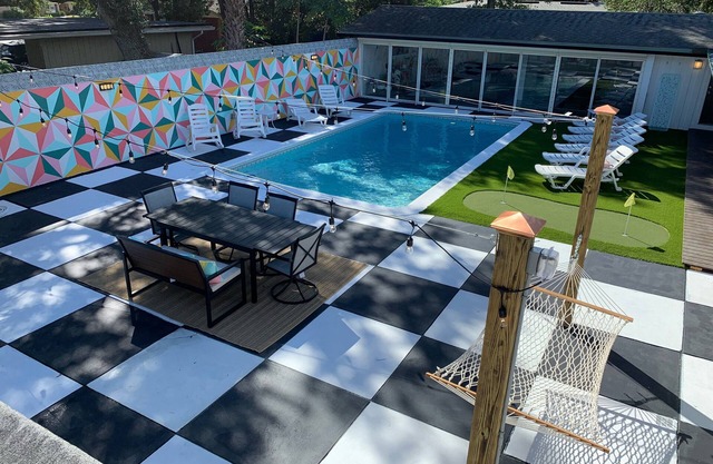 Mid-Century Modern (heated) Pool Paradise