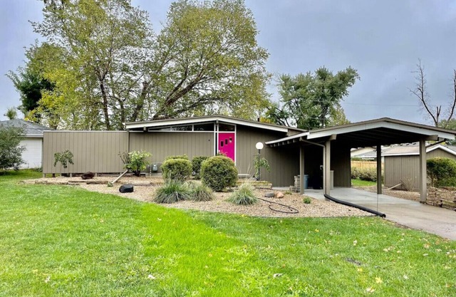 Mid-Century Style & Class In Quiet NE Location