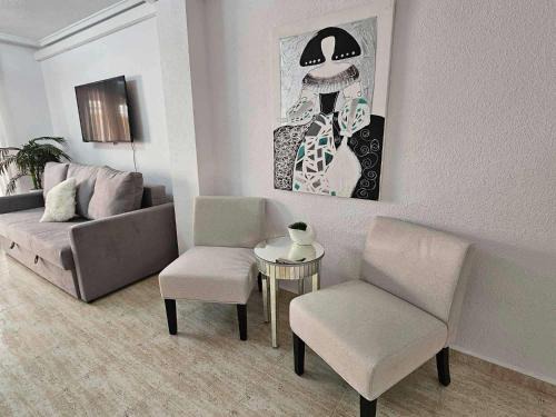 Midas One Apartment