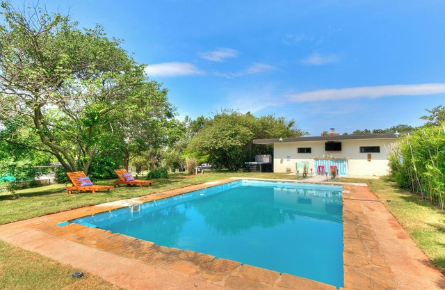 Midcentury Oasis with pool and hot tub!