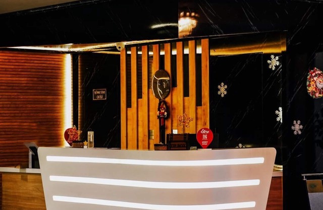 Midis Otel