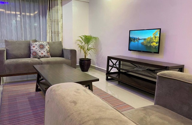 Midtown B61 Apartment