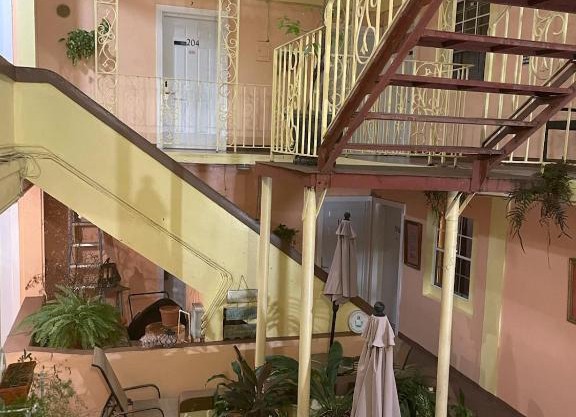 Midtown Guest House