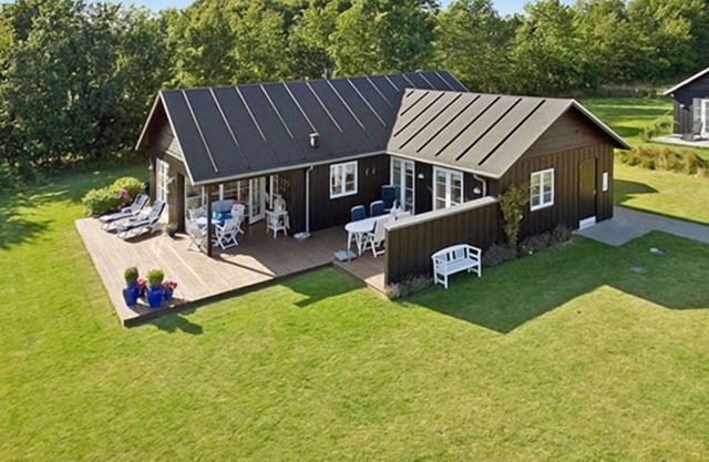 "Miika" - 100m from the sea by Interhome