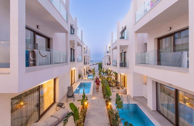 Mika Villas & Suites