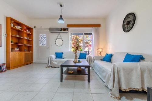 Mike's House in Kremasti near the Beach Rhodes