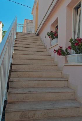 Mikulin Apartments