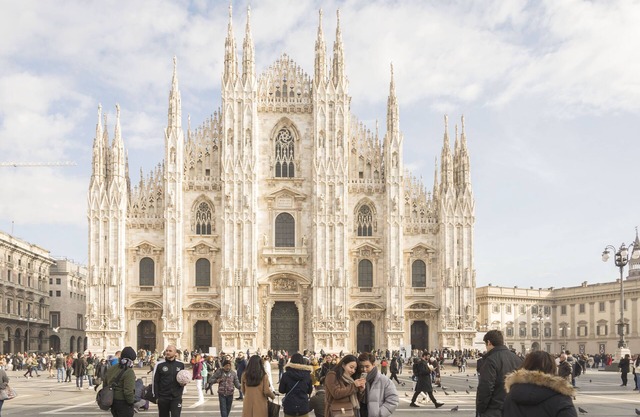 Milano Duomo Elegance Home - next to Duomo, shopping district, 5 guests