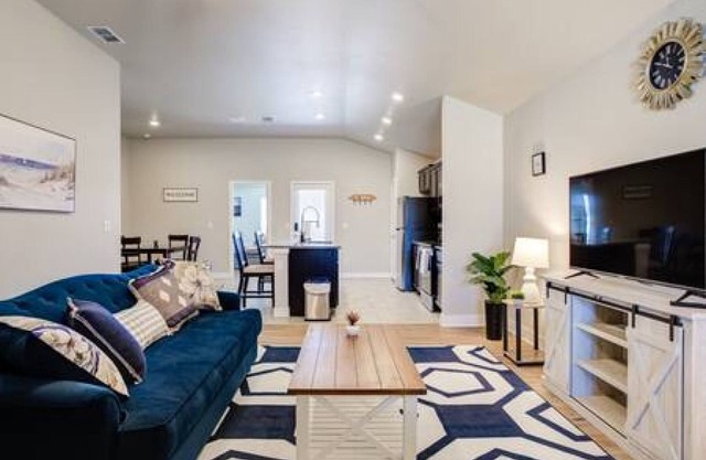 Milano Lodge - Cozy Retreat