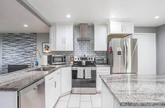 Mile-High Modern Haus | Hot Tub | Fenced in Yard | Sleeps 16