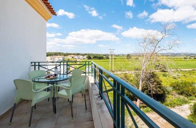 Milene - Falésia Field & Beach Retreat