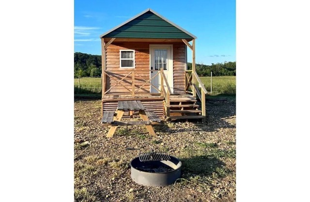 Mill Creek Outfitters Bunk Cabin B