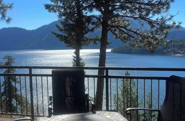 Million Dollar View in Bayview Idaho