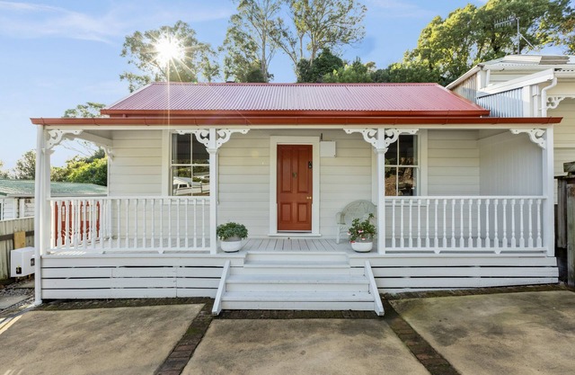 Milton Manors - Workers Cottage- Pet friendly