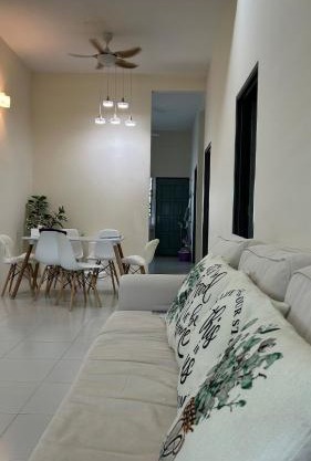 Mimi's Nest - Fully furnished, wifi at Tronoh