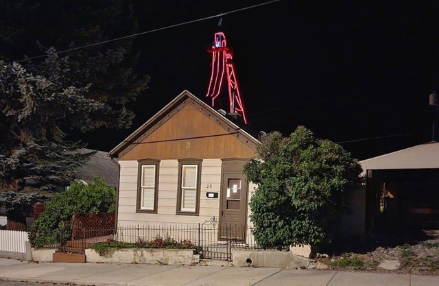 Miner's cottage adjacent to the Orignal stage and music complex