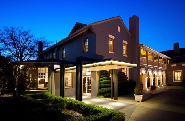 Mineral Springs Hotel