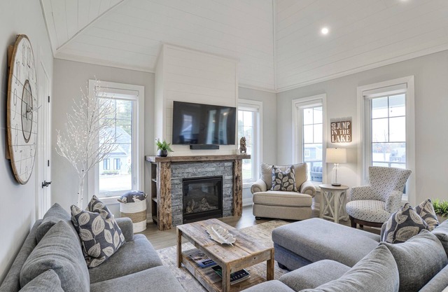 Minett Cottage (#12)