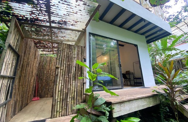 Mini Jungle Villa