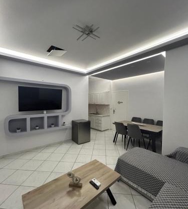 Minimal Stay House