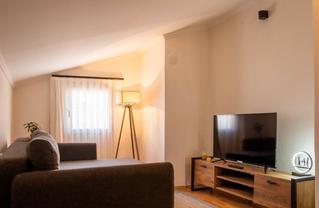 Minimalist and Rooftop Flat with Terrace in Izmir