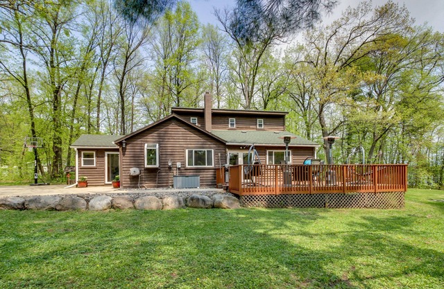 Minnesota Cabin w/ Deck & Private Beach