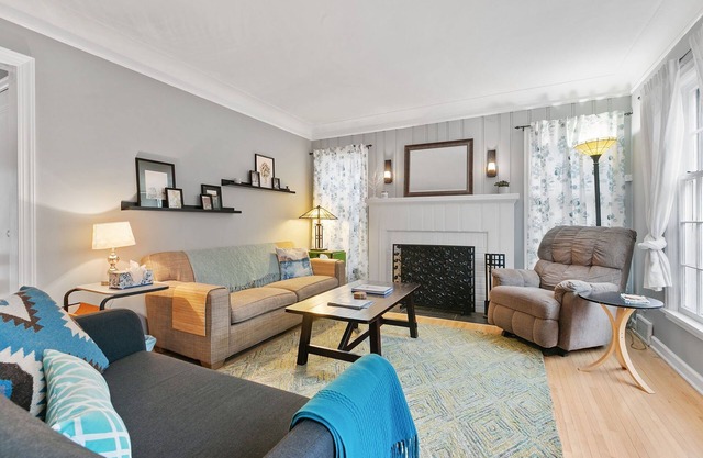 MINNeSTAY* Highland Hideaway