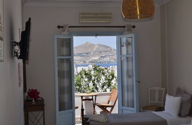 Minoa Hotel