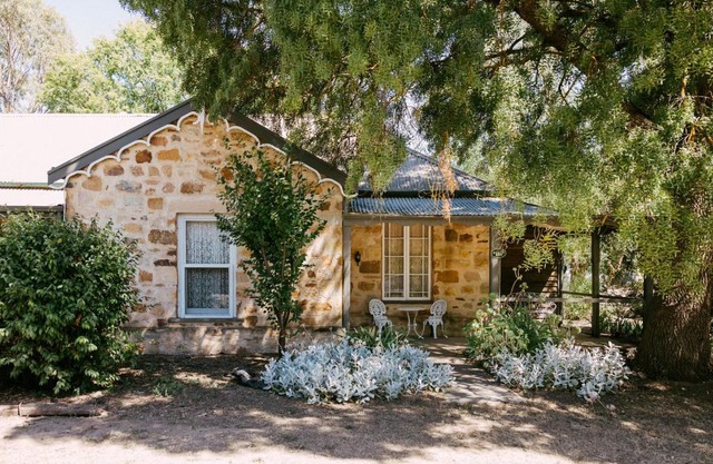Mintaro Hideaway