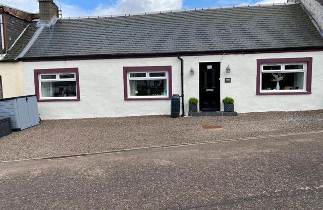 Minton cottage