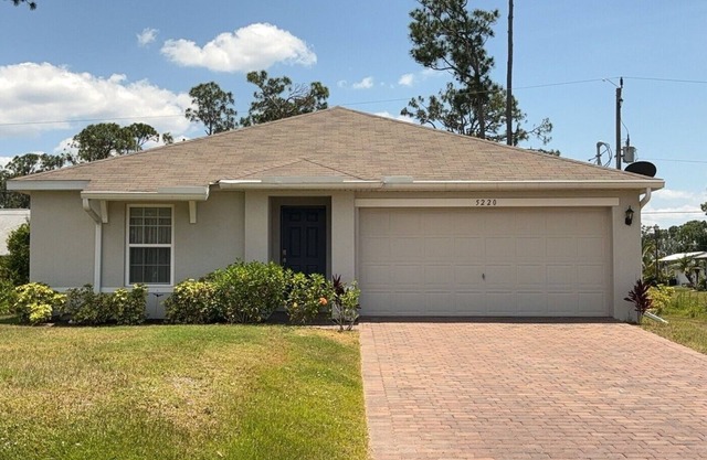 Minutes from World Class Tarpon Fishing and Beaches on Boca Grande